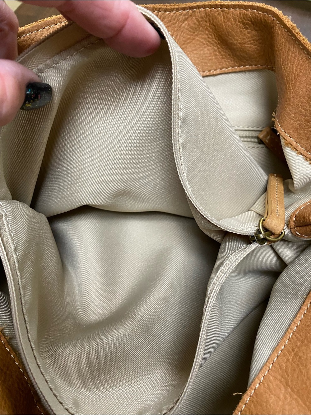 Handbag - Picture 7 of 8